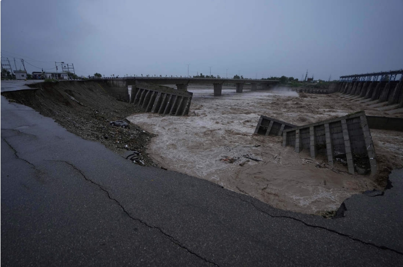 Puente sobre el río Tawi en la India, el 27 de agosto de 2025. Channi Anand / AP
