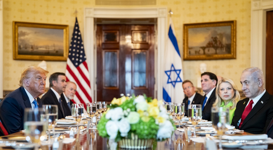 Donald Trump recibe a Benjamín Netanyahu en la Casa Blanca. Washington D.C., 7 de julio de 2025.Al Drago / Pool via CNP / Legion-Media