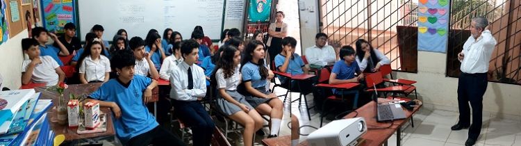 Alumnos de 8vo y 9no grado