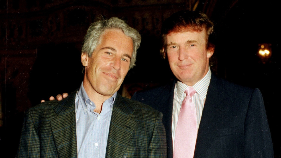 Jeffrey Epstein y Donald Trump en Palm Beach, EE.UU., 1997 Davidoff Studios / Gettyimages.ru