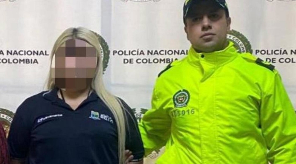 Entre las once personas detenidas figura una psicóloga contratista de la Secretaría de Salud de Bello. Policía Nacional de Colombia